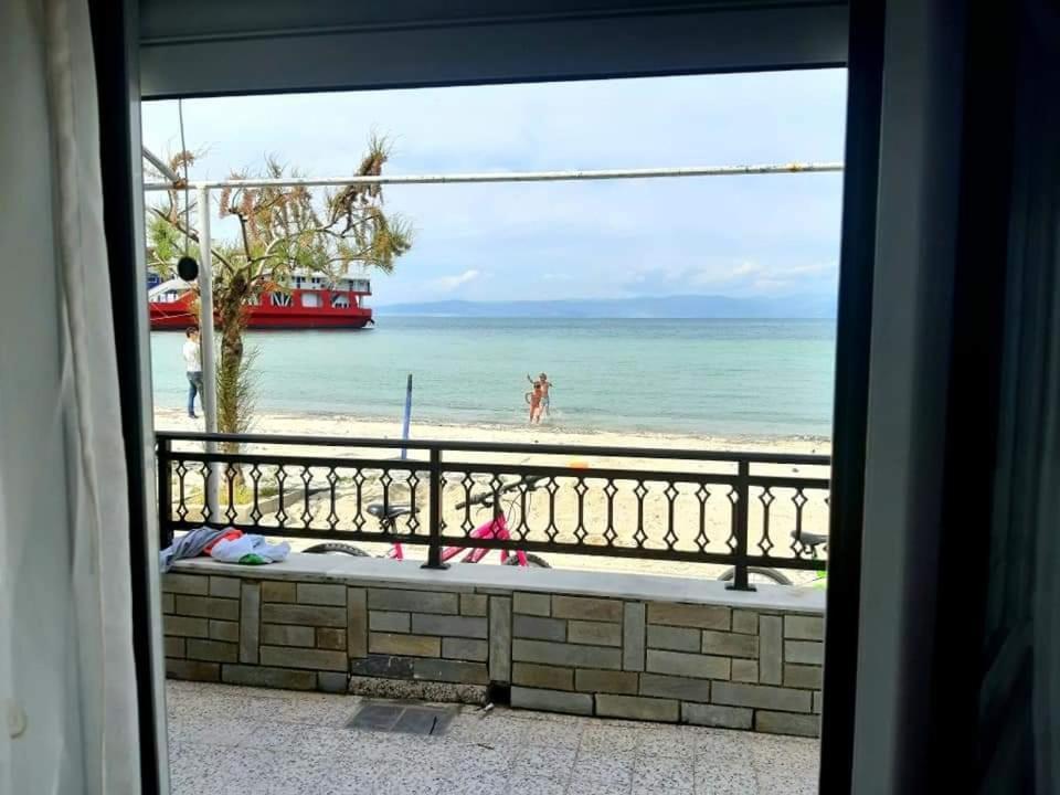 The Blue Pearl Apartment พริโนส ภายนอก รูปภาพ